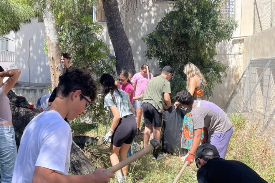 ΟΤΑΝ ΕΝΑ ΣΧΟΛΕΙΟ ΓΙΝΕΤΑΙ ΚΑΤΑΦΥΓΙΟ ΖΩΗΣ